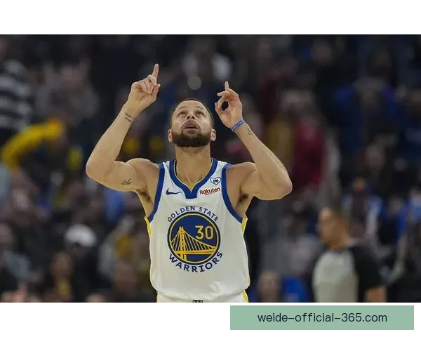 勇士下赛季或换帅库里盼科尔续约助教已默认为中心调整